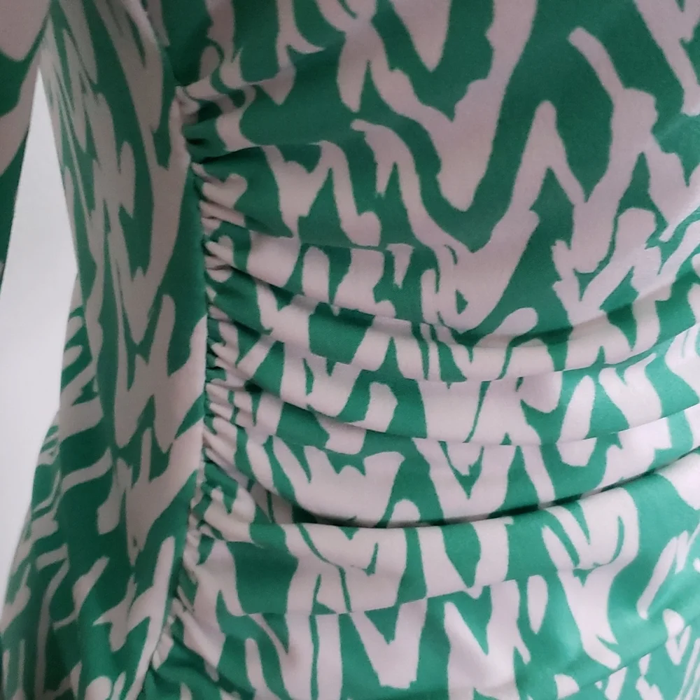 LOFT Mod Go-Go Style Dress - Picture 3 of 6